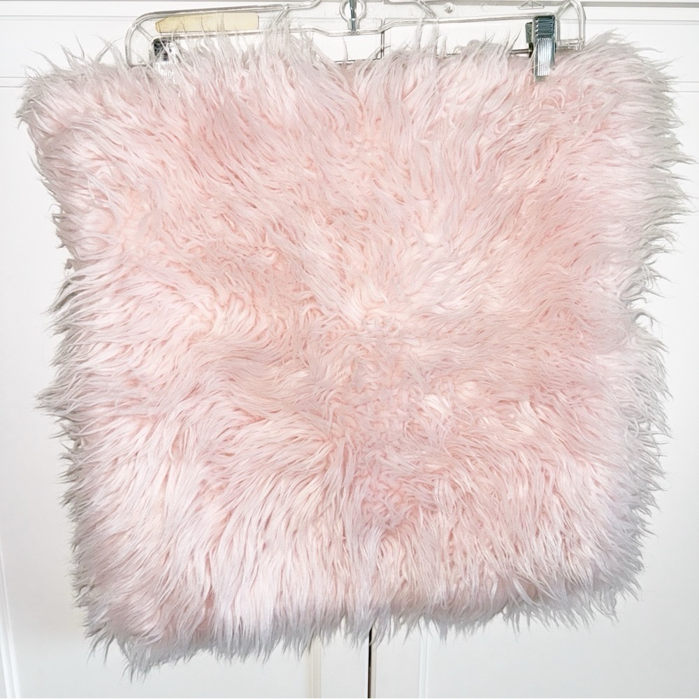 Pink Faux Fur Pillow Cover 18”x18” - Picture 2 of 8